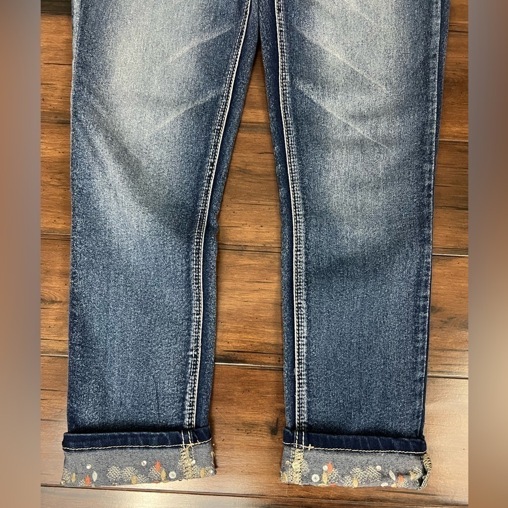 Hydraulic Floral Cuff Cropped Jeans Embroidered Pocket Stretch Denim - Size 6 - Picture 4 of 11